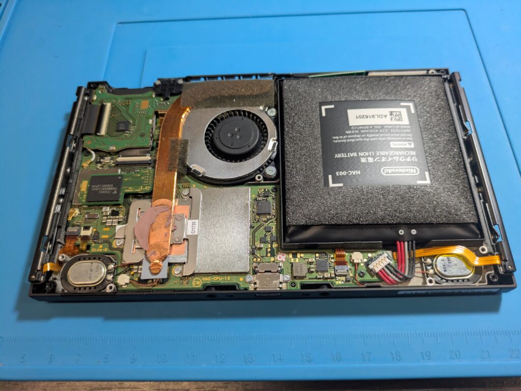 【3/20NEW OPEN】NintendoSwitchの背面が浮いてきた！【スマートクールイオンモール宮崎店】